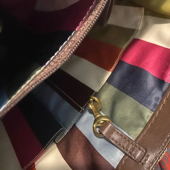 Coach Brown and Tan Signature Tote - Picture 7 of 7